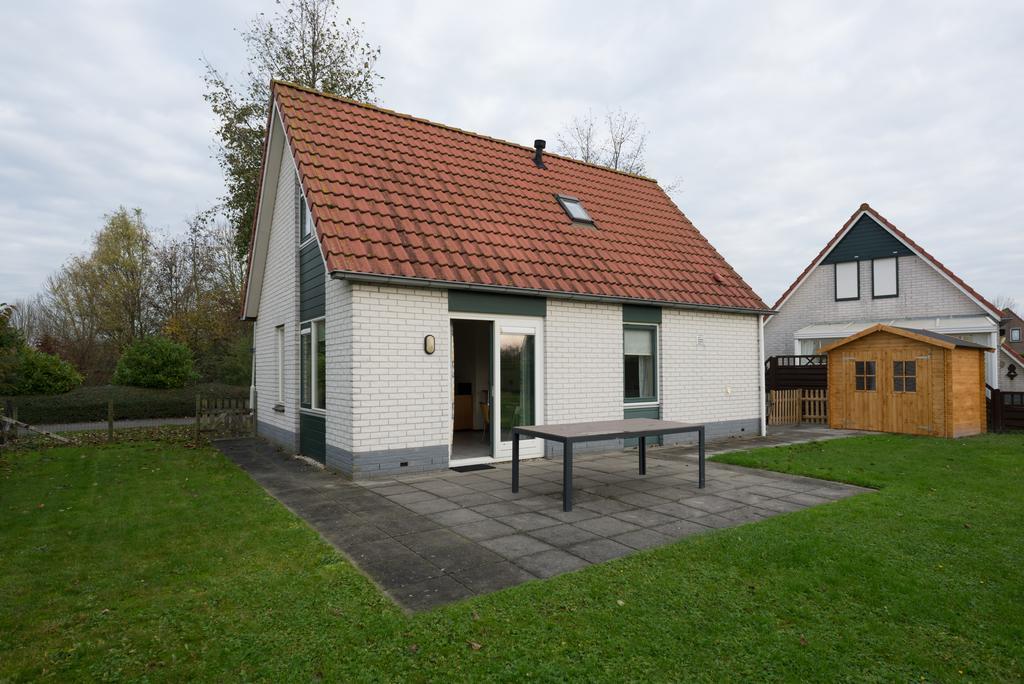 Vrijstaande vakantiewoning met grote tuin - Stern 228 Breskens Kamer foto